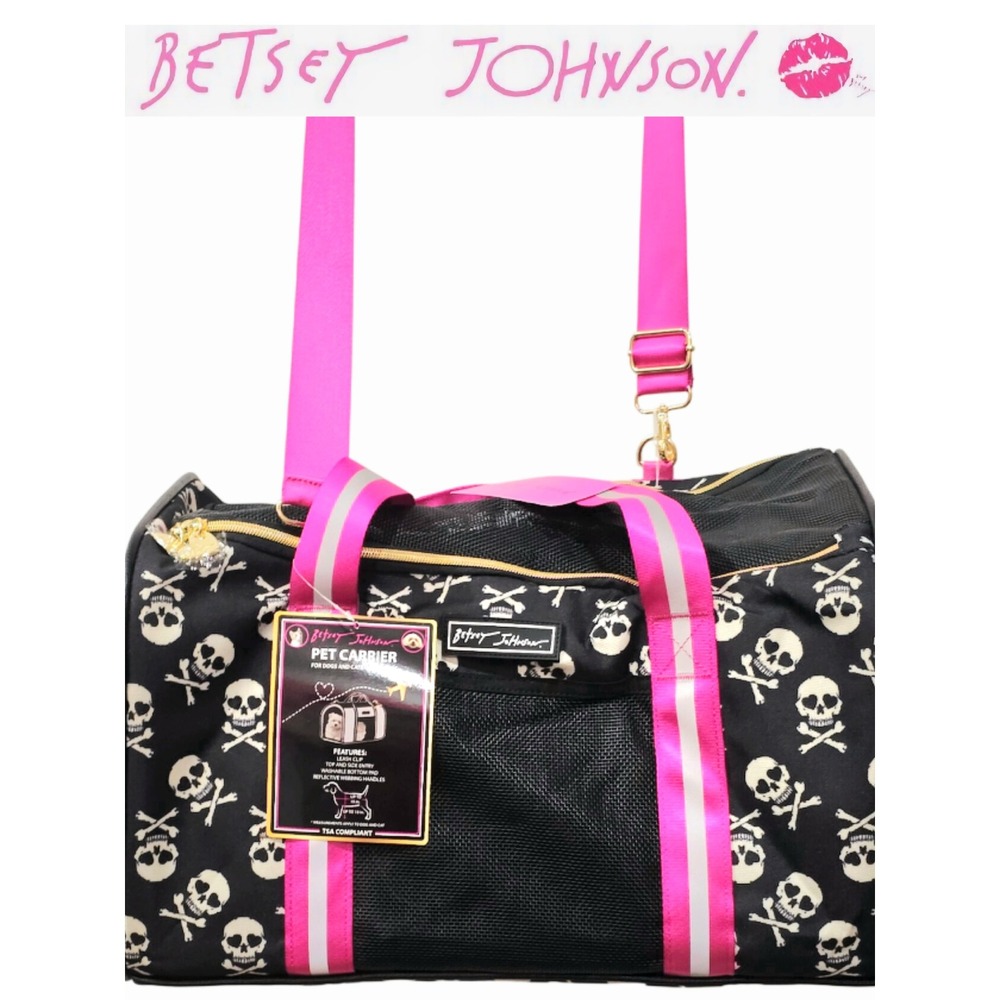 Betsey Johnson Skulls Pet Carrier